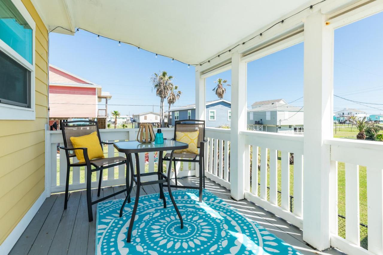Sunny Daze Walk To Beach 2 Decks Pet Friendly Has A Mini Bar Galveston Exteriör bild